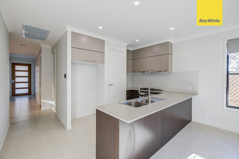 Photo - 8 Hardie Street, Ripley QLD 4306 - Image 3