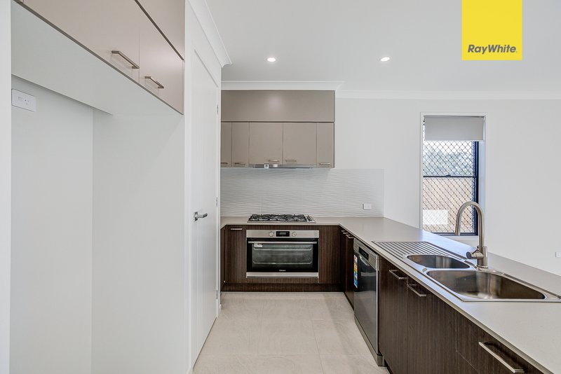 Photo - 8 Hardie Street, Ripley QLD 4306 - Image 5