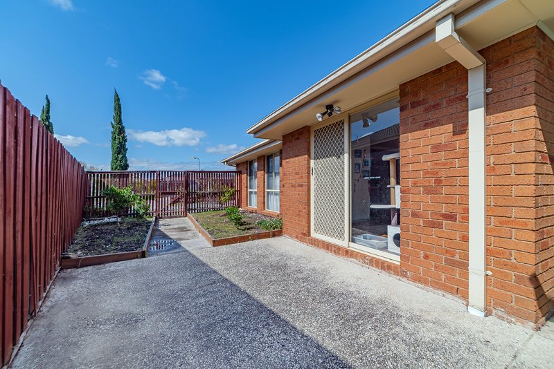 Photo - 8 Harmony Court, Roxburgh Park VIC 3064 - Image 18