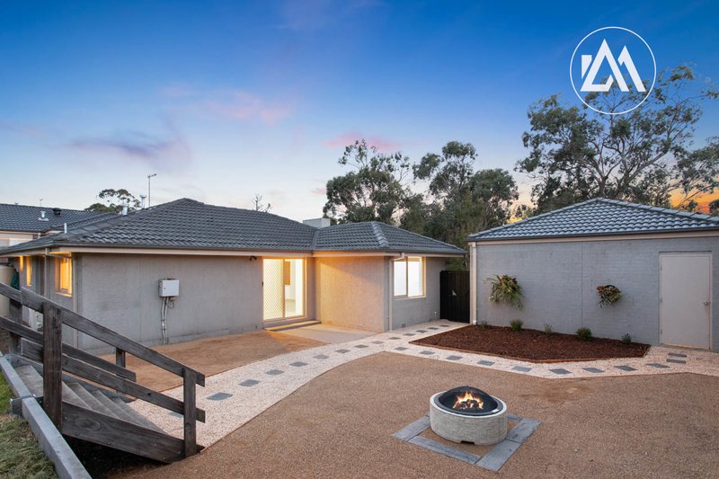 Photo - 8 Harmsworth Avenue, Langwarrin VIC 3910 - Image 13