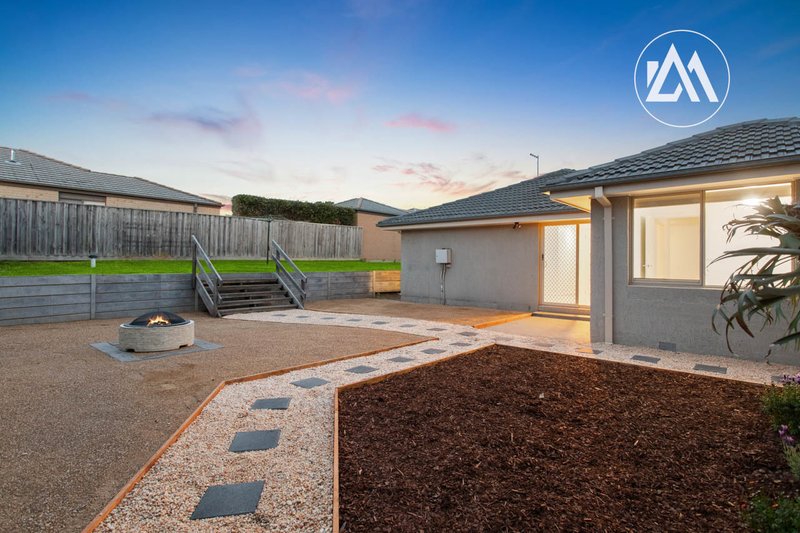 Photo - 8 Harmsworth Avenue, Langwarrin VIC 3910 - Image 14