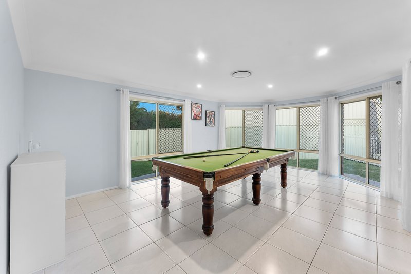 Photo - 8 Harold Court, Rothwell QLD 4022 - Image 11