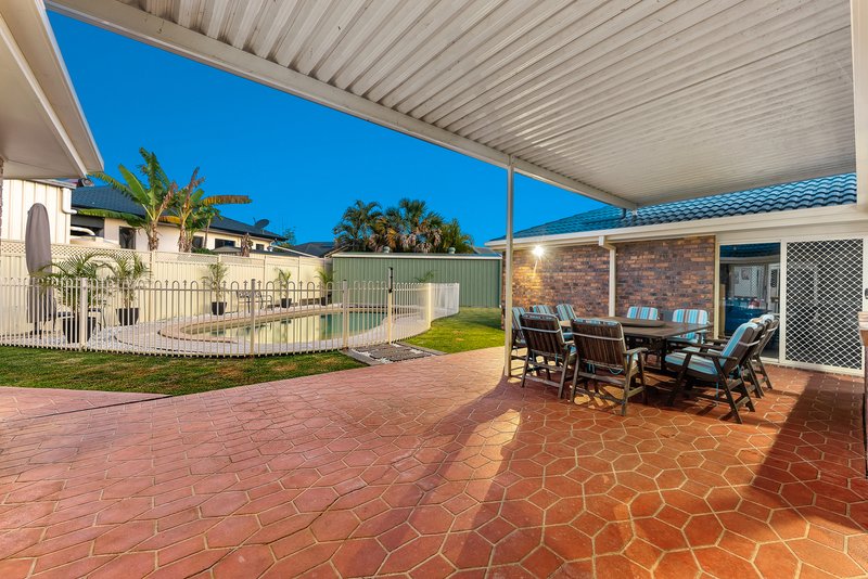 Photo - 8 Harold Court, Rothwell QLD 4022 - Image 23