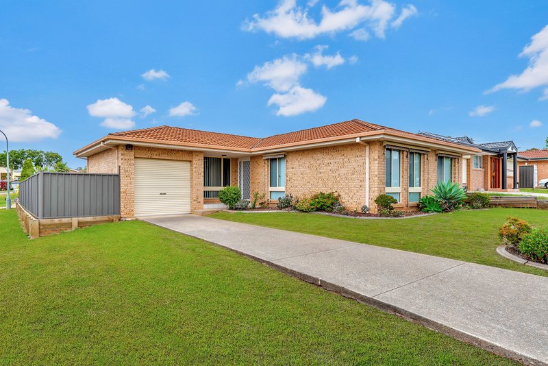 Photo - 8 Harrier Avenue, Green Valley NSW 2168 - Image 2