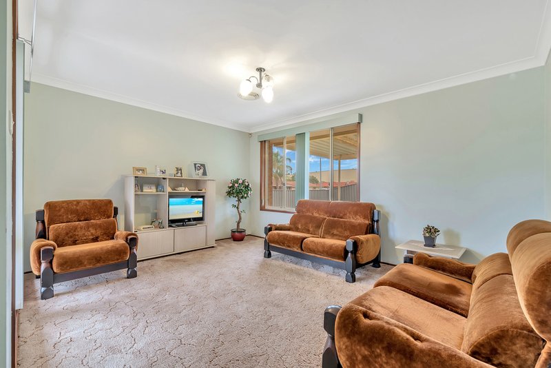 Photo - 8 Harrier Avenue, Green Valley NSW 2168 - Image 11