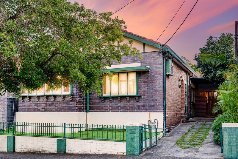 8 Harriet Street, Marrickville NSW 2204