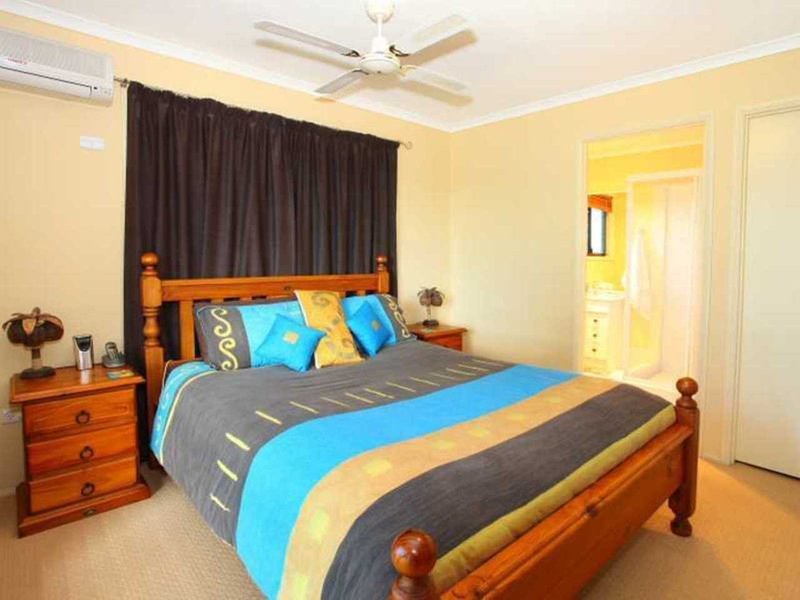 Photo - 8 Harrison Ct , Mudgeeraba QLD 4213 - Image 10