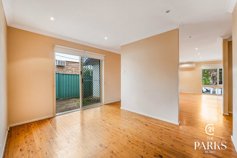 Photo - 8 Harrod Street, Prospect NSW 2148 - Image 7