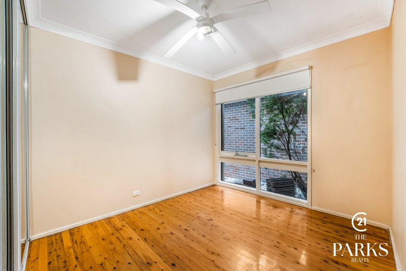 Photo - 8 Harrod Street, Prospect NSW 2148 - Image 8