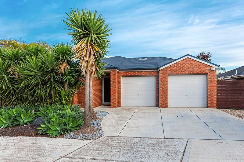 8 Harrow Place, Truganina VIC 3029