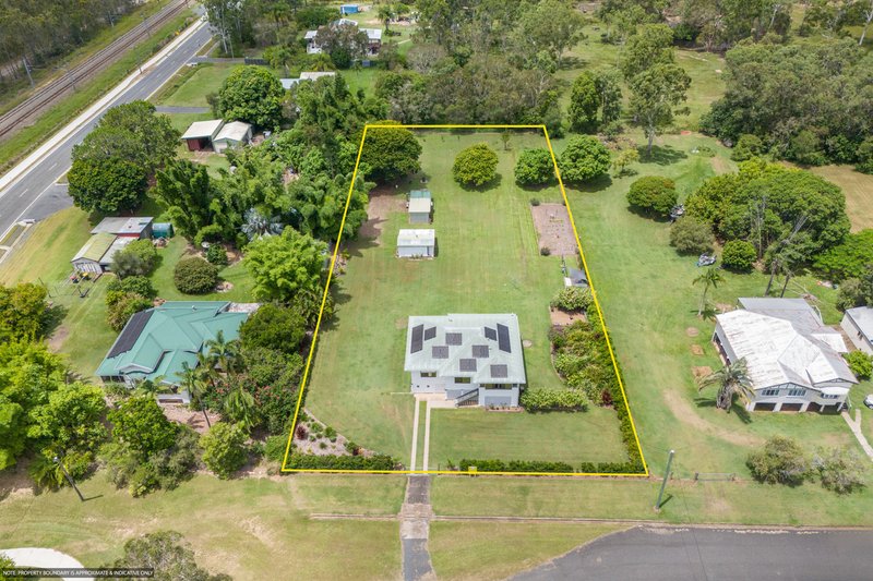 Photo - 8 Hartley Street, Torbanlea QLD 4662 - Image 2