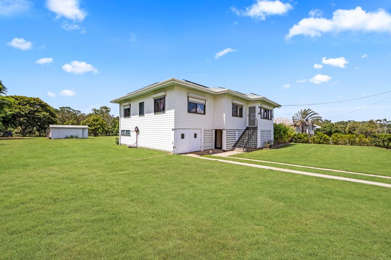 Photo - 8 Hartley Street, Torbanlea QLD 4662 - Image 3