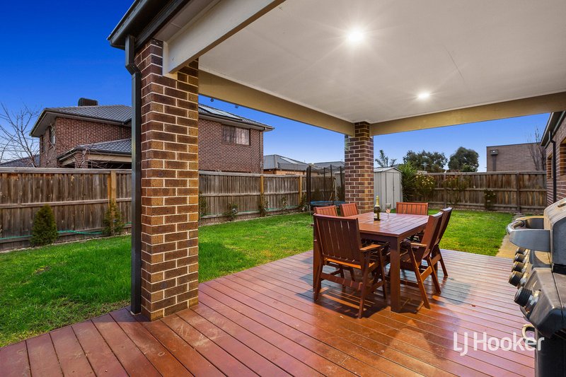 Photo - 8 Haslewood Street, Point Cook VIC 3030 - Image 18