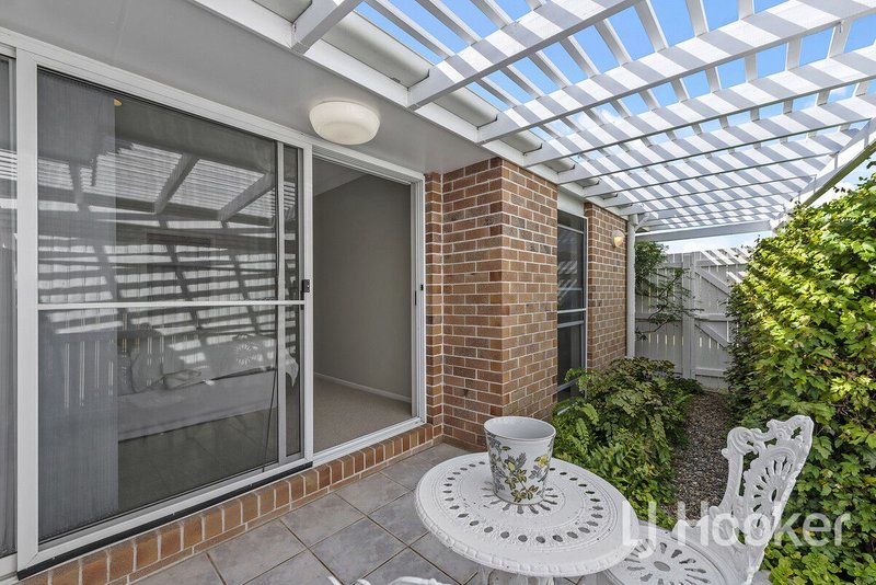 Photo - 8 Hatherton Crescent, Carindale QLD 4152 - Image 17