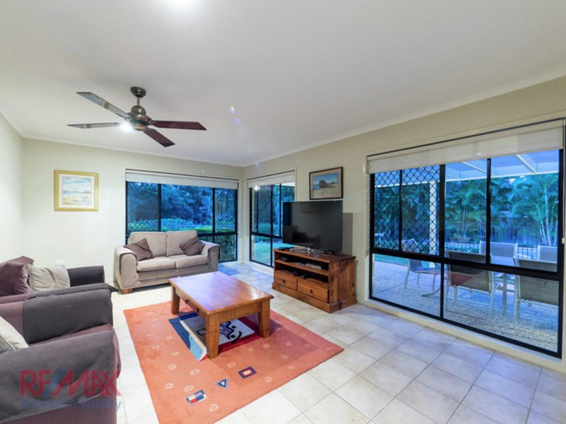 Photo - 8 Havenwood Ct , Albany Creek QLD 4035 - Image 9