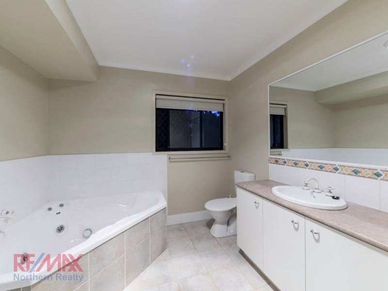 Photo - 8 Havenwood Ct , Albany Creek QLD 4035 - Image 14