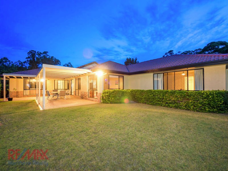 Photo - 8 Havenwood Ct , Albany Creek QLD 4035 - Image 24