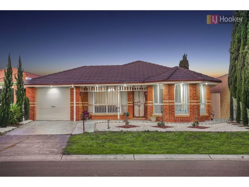 8 Havilland Drive, Roxburgh Park VIC 3064