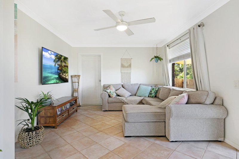 Photo - 8 Haylett Court, Tallai QLD 4213 - Image 8