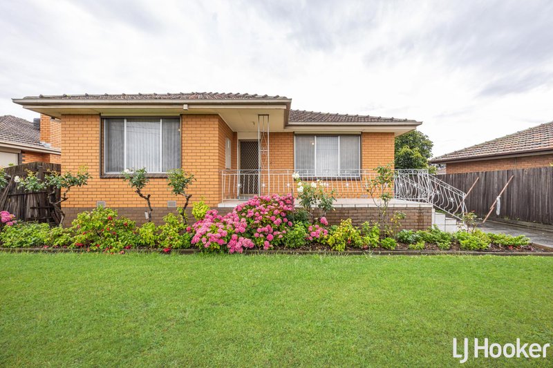 8 Heather Avenue, Thomastown VIC 3074