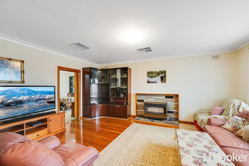 Photo - 8 Heather Avenue, Thomastown VIC 3074 - Image 5