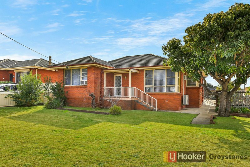 8 Hector , Greystanes NSW 2145