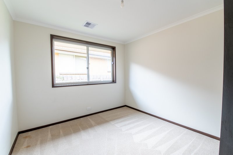 Photo - 8 Henry Court, Epping VIC 3076 - Image 6