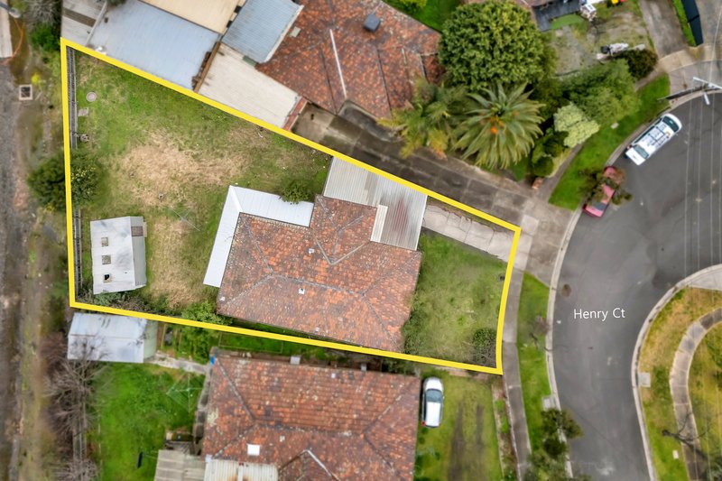 Photo - 8 Henry Court, Epping VIC 3076 - Image 14