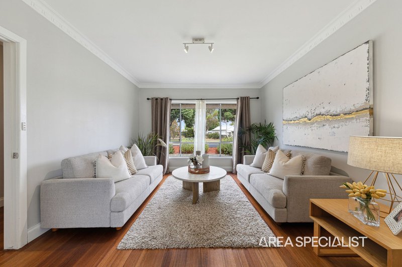 Photo - 8 Henry Street, Koo Wee Rup VIC 3981 - Image 5