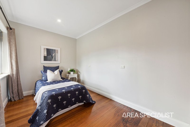 Photo - 8 Henry Street, Koo Wee Rup VIC 3981 - Image 12