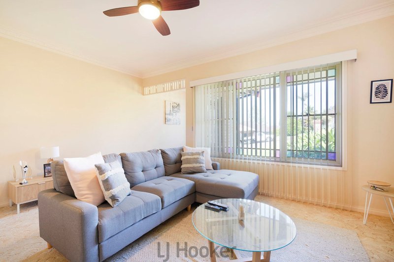 Photo - 8 Herd Street, Mount Hutton NSW 2290 - Image 2