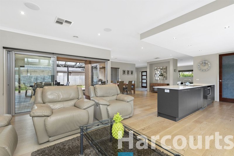 Photo - 8 Heron Ridge, Brown Hill VIC 3350 - Image 2