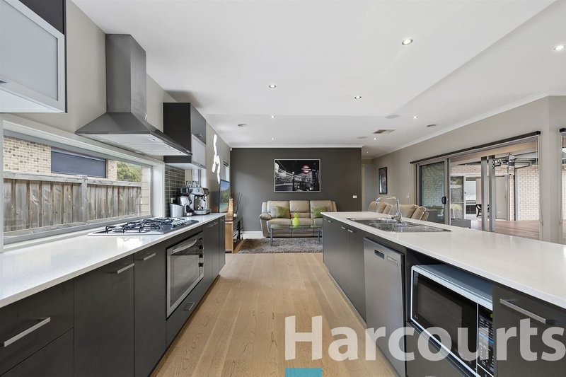 Photo - 8 Heron Ridge, Brown Hill VIC 3350 - Image 5