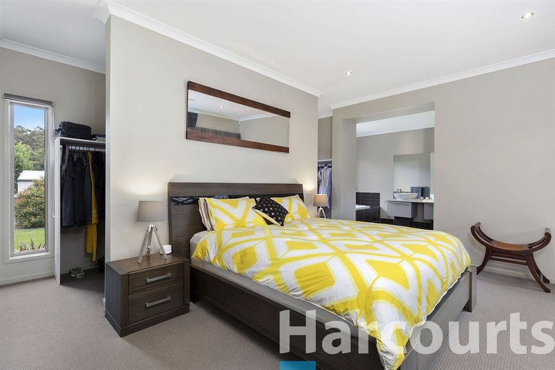 Photo - 8 Heron Ridge, Brown Hill VIC 3350 - Image 10