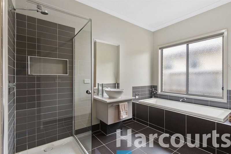 Photo - 8 Heron Ridge, Brown Hill VIC 3350 - Image 13