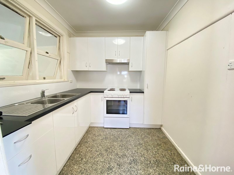 Photo - 8 Hewlett Avenue, North Nowra NSW 2541 - Image 5