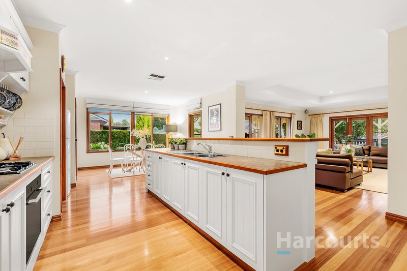 Photo - 8 Hibiscus Street, Wantirna VIC 3152 - Image 3