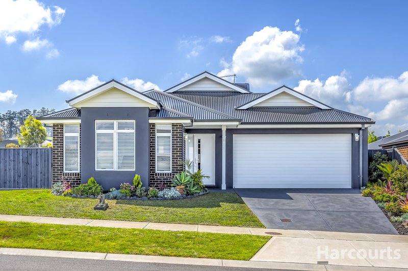 Photo - 8 Hickory Street, Warragul VIC 3820 - Image 2