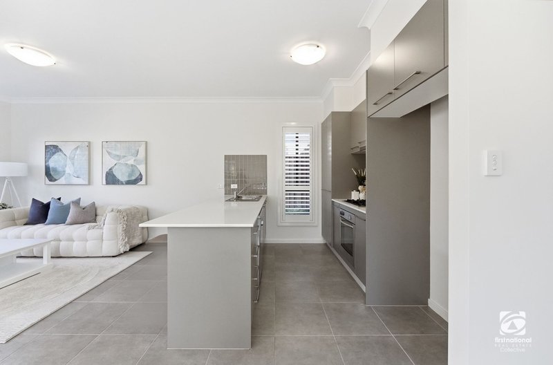 Photo - 8 Higgins Avenue, Elderslie NSW 2570 - Image 5