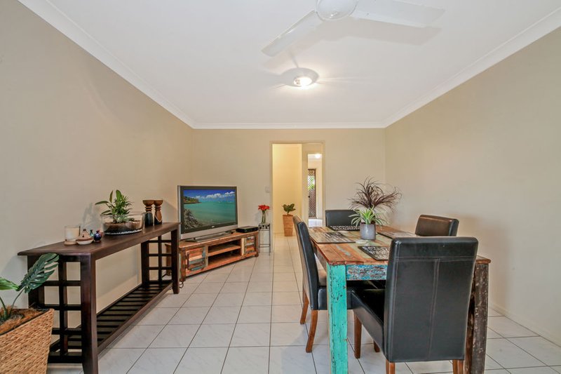 Photo - 8 Highfield Crescent, Strathpine QLD 4500 - Image 8