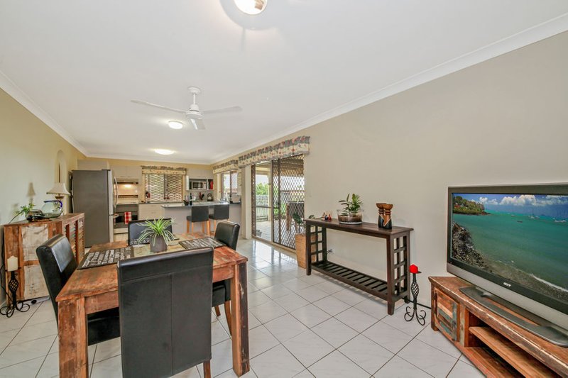 Photo - 8 Highfield Crescent, Strathpine QLD 4500 - Image 9