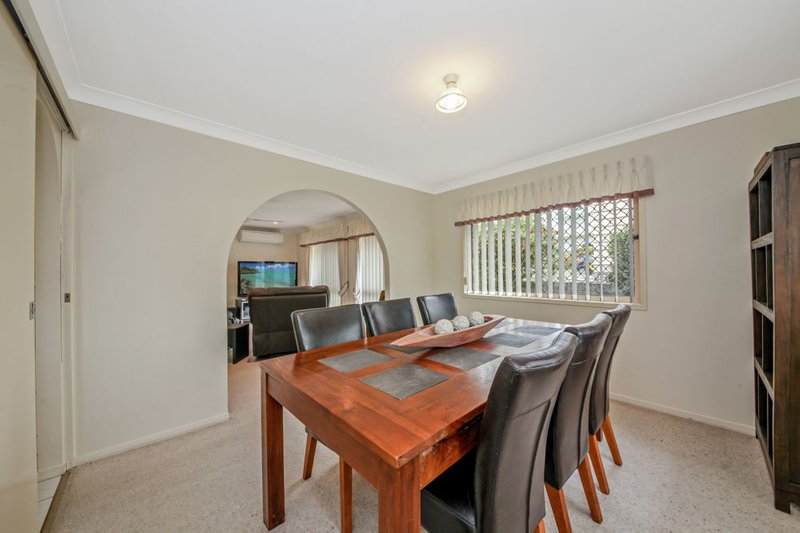 Photo - 8 Highfield Crescent, Strathpine QLD 4500 - Image 13