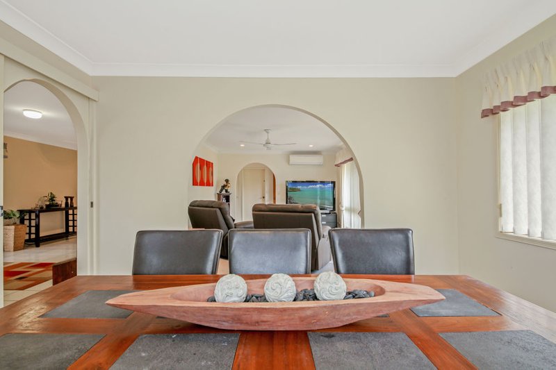 Photo - 8 Highfield Crescent, Strathpine QLD 4500 - Image 14