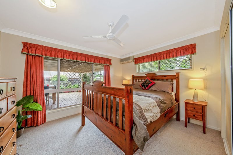 Photo - 8 Highfield Crescent, Strathpine QLD 4500 - Image 16