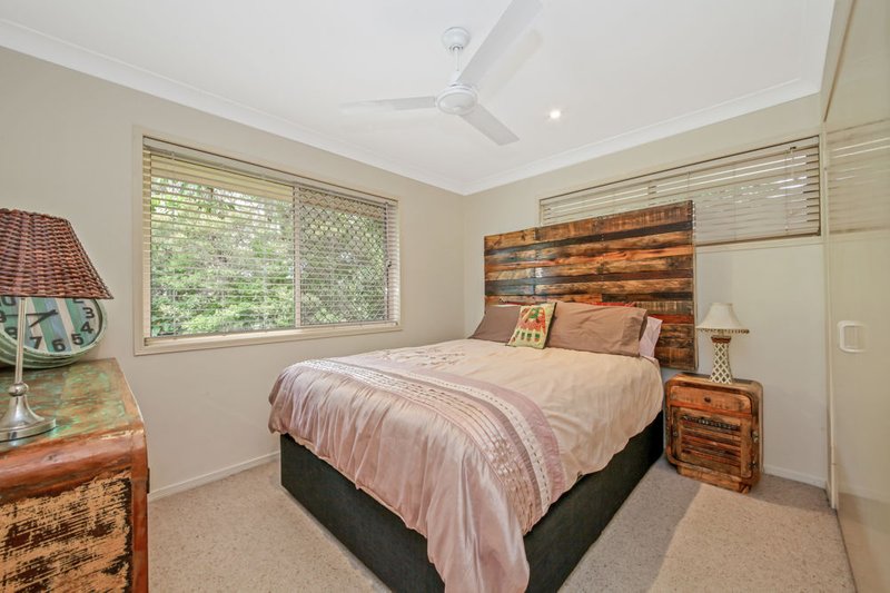 Photo - 8 Highfield Crescent, Strathpine QLD 4500 - Image 17