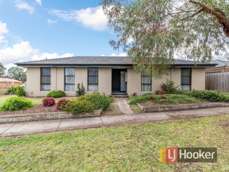 8 Highland Avenue, Hampton Park VIC 3976