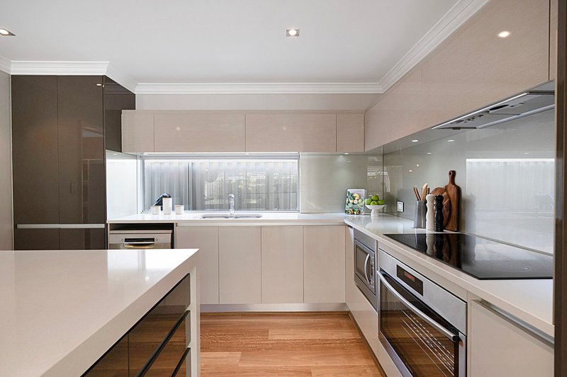 Photo - 8 Highland Rise, Piara Waters WA 6112 - Image 17