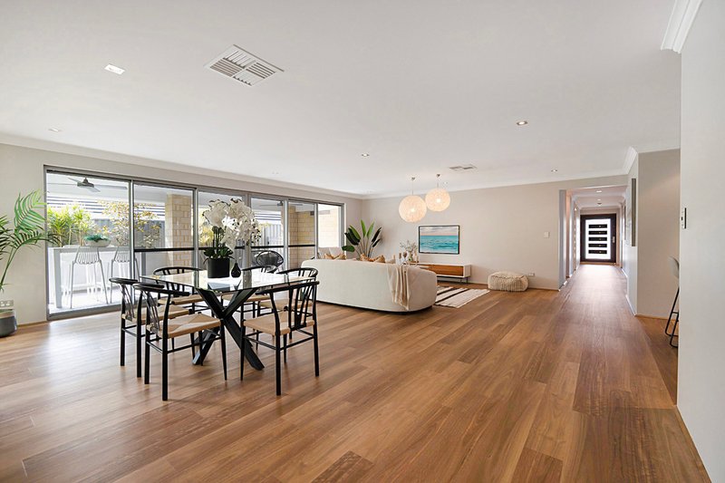 Photo - 8 Highland Rise, Piara Waters WA 6112 - Image 21