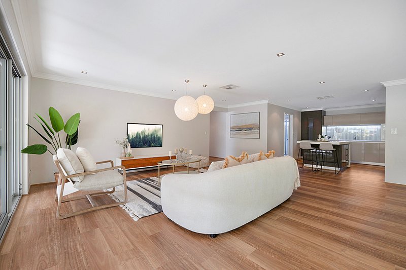 Photo - 8 Highland Rise, Piara Waters WA 6112 - Image 23