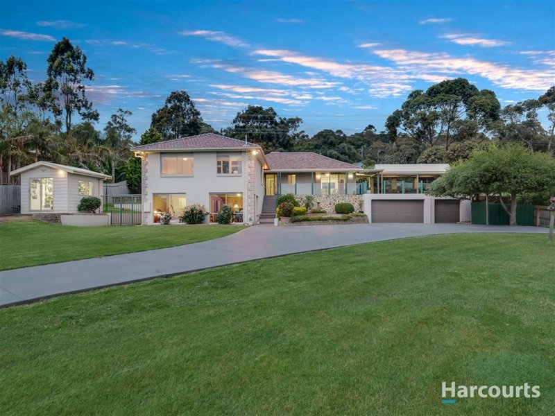 Photo - 8 Highview Court, Lysterfield VIC 3156 - Image 2